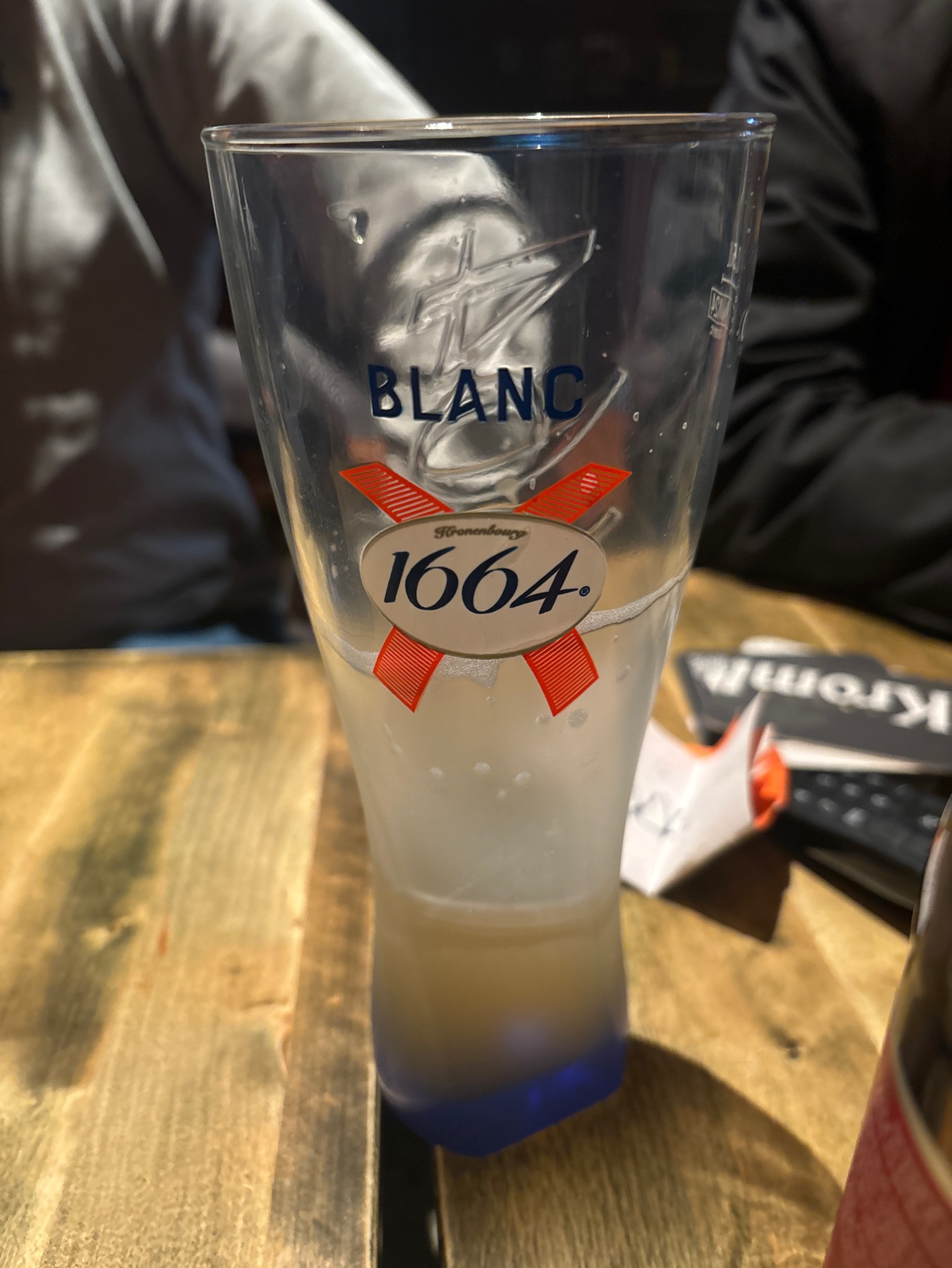 1664 Blanc, Kronenbourg (Carlsberg)