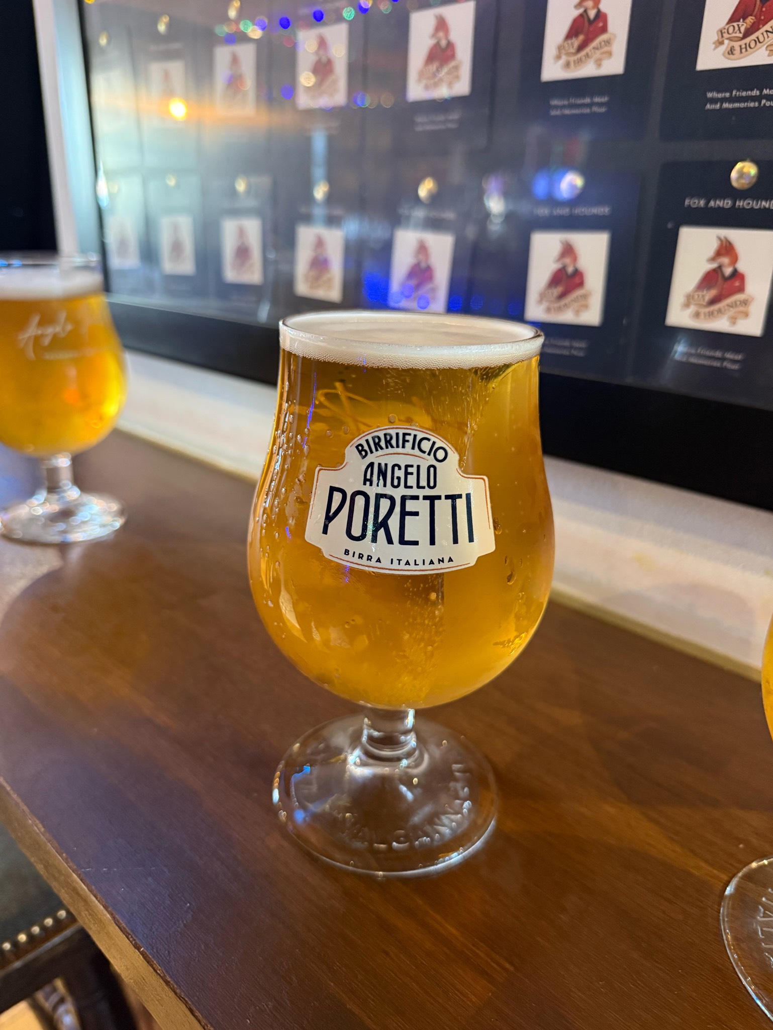 4 Luppoli L'Originale / 4 Hops / Premium Lager, Birrificio Angelo Poretti (Carlsberg Group)