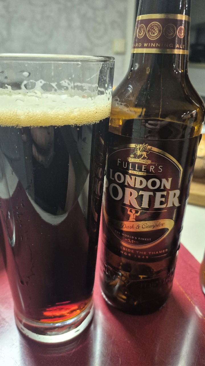 London Porter, Fuller's Griffin Brewery (Asahi Breweries)