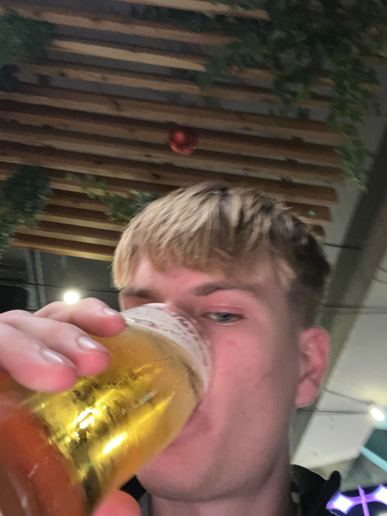 Utopian British Pilsner, Utopian Brewing Ltd.