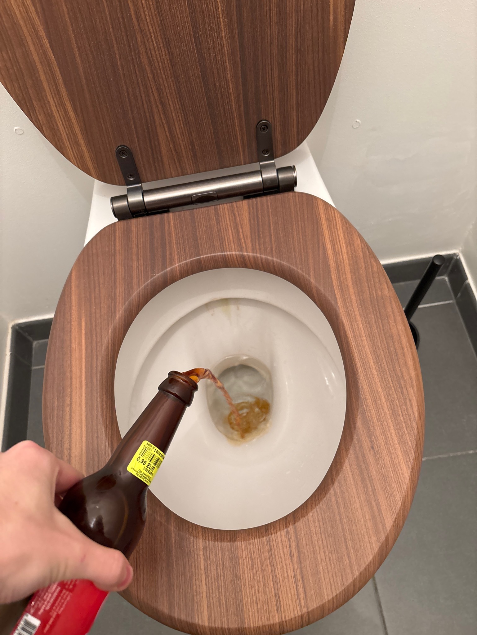 Red Weiss, Brouwerij Emelisse