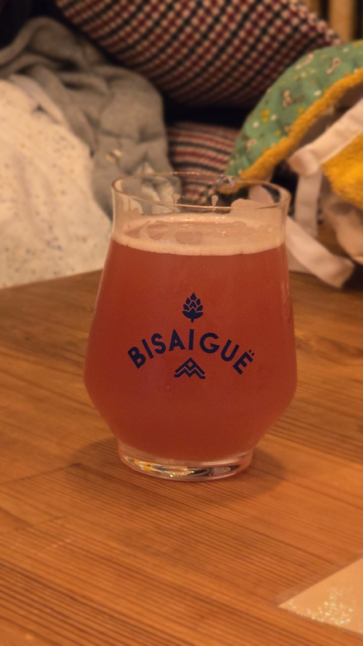 Six White Boomers, France