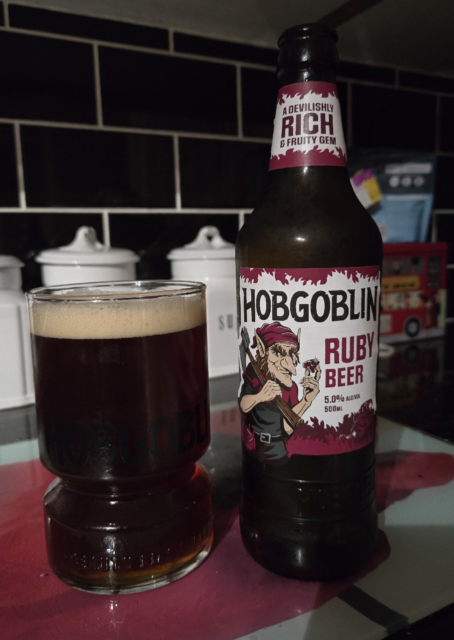 Hobgoblin, Wychwood Brewery (Marston's Brewery)