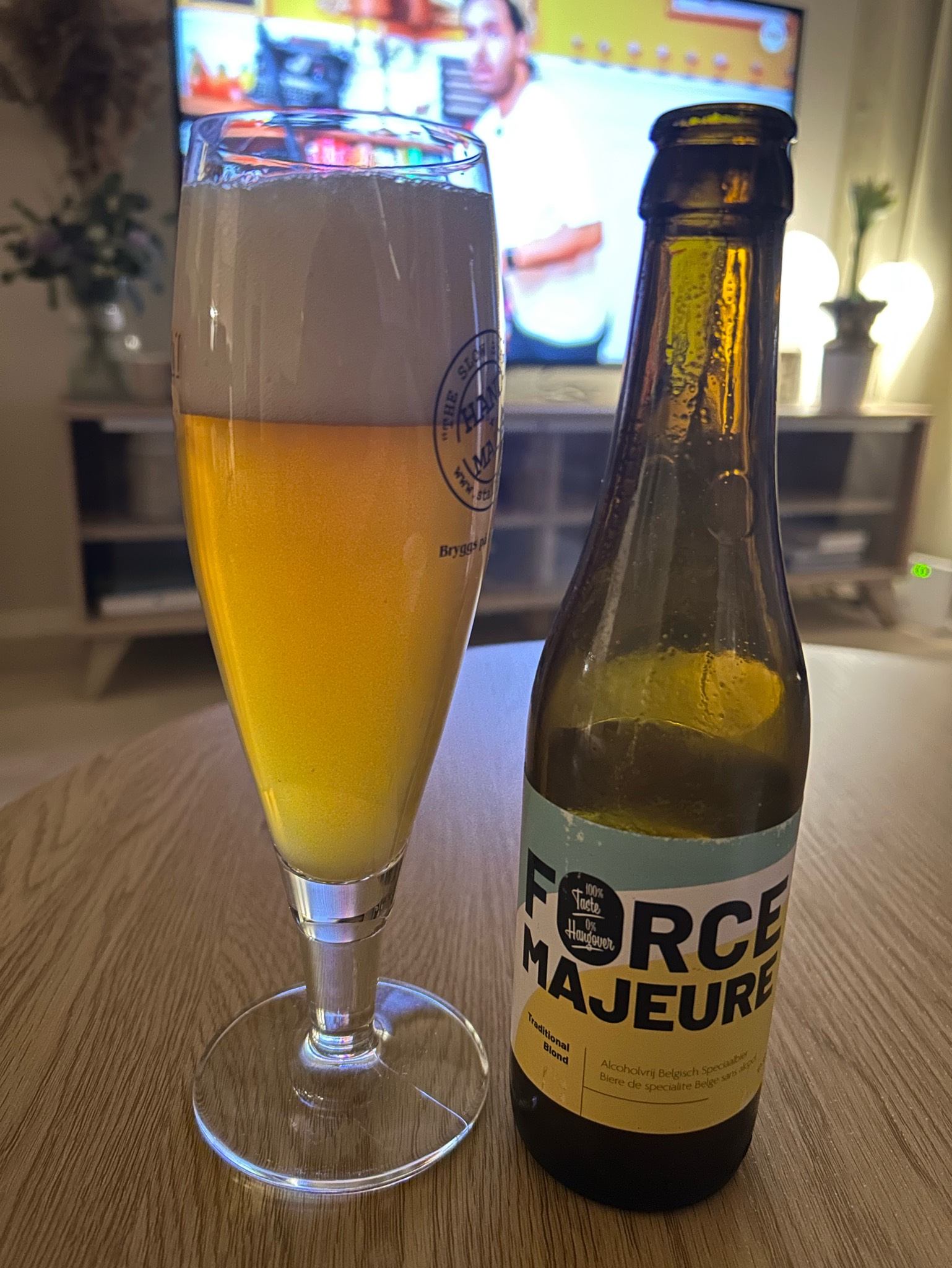 Traditional Blond, Force Majeure