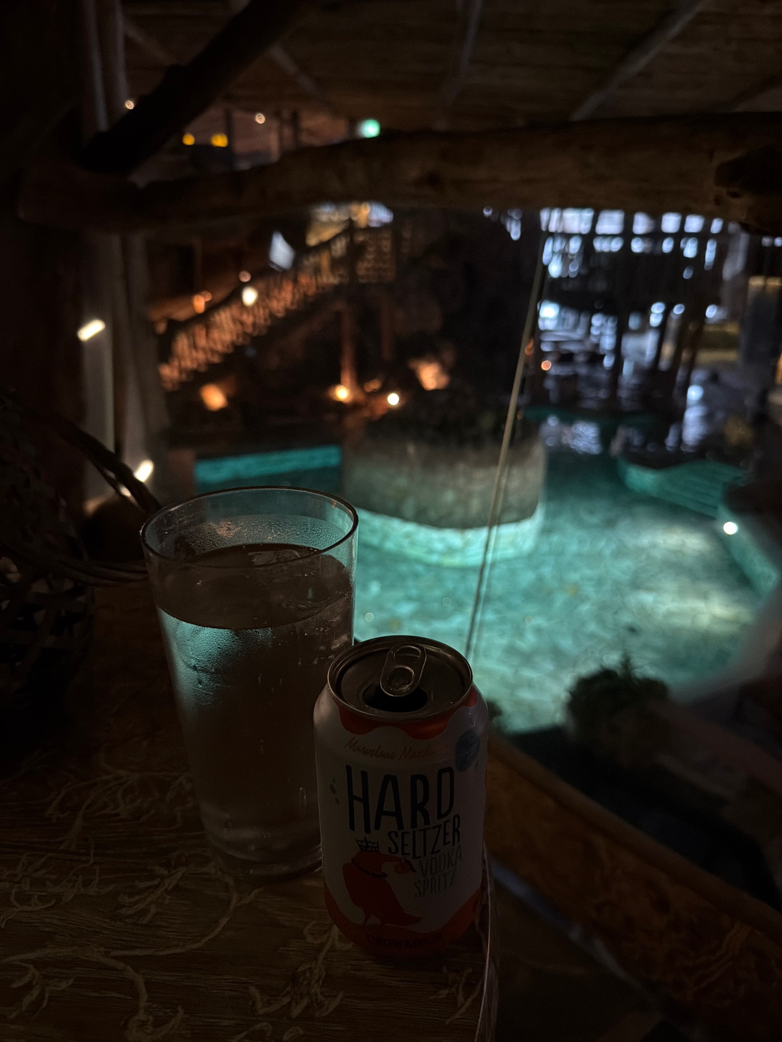 Crowmoor Vodka Spritz Marvelous Mandarin, Sinebrychoff (Carlsberg Group)