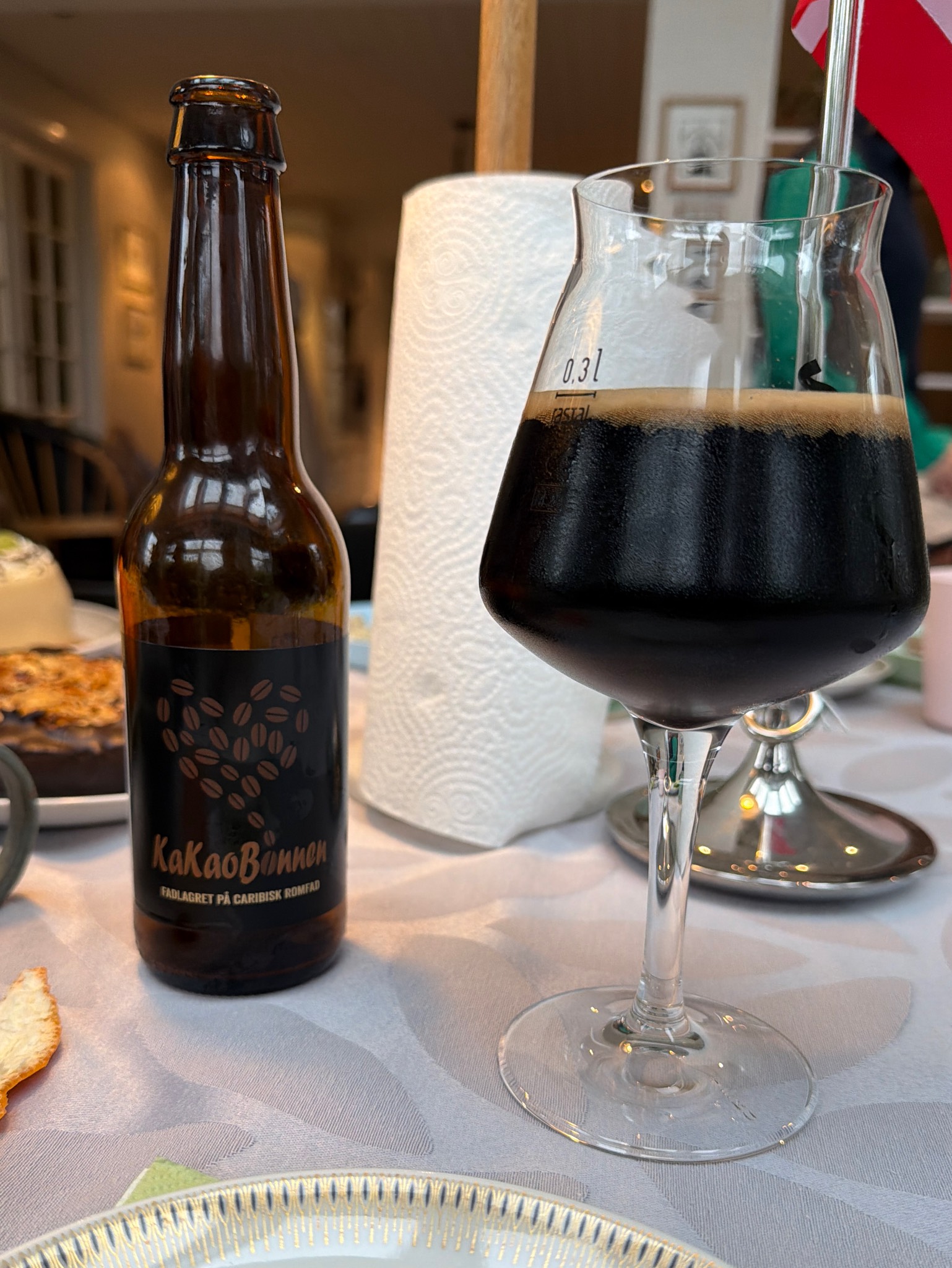 Kakaobønnen fadlagret på Romfad, Humleland