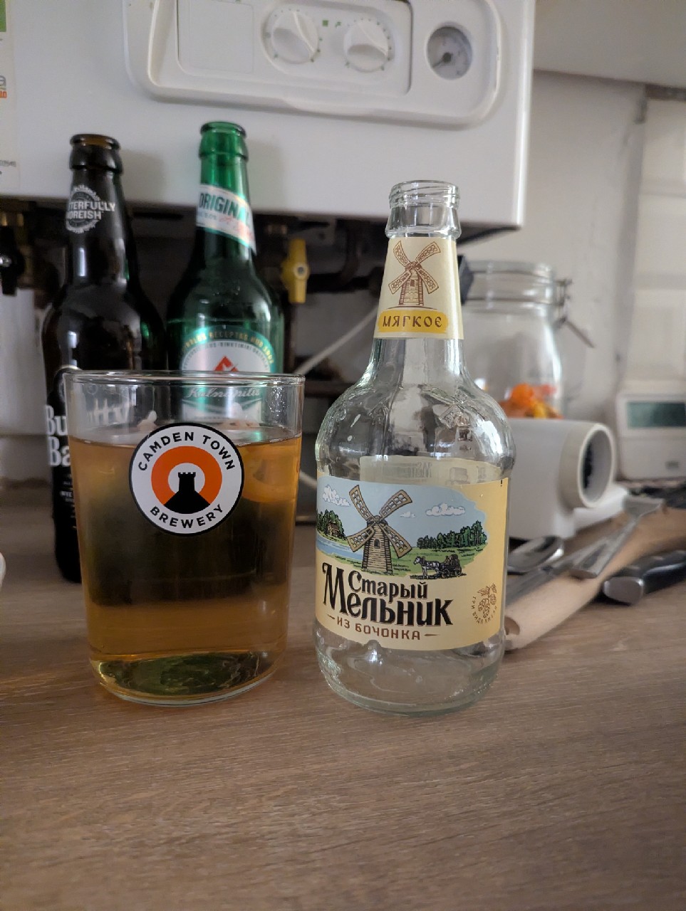 Stary Melnik Iz Bochonka Myagkoe / Старый Мельник Из Бочонка Мягкое, Pivovarnya Moskva-Efes (Efes Rus)