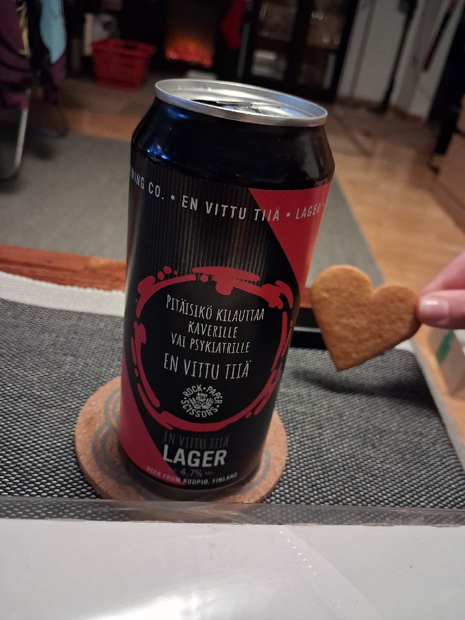 En Vittu Tiiä, Finland