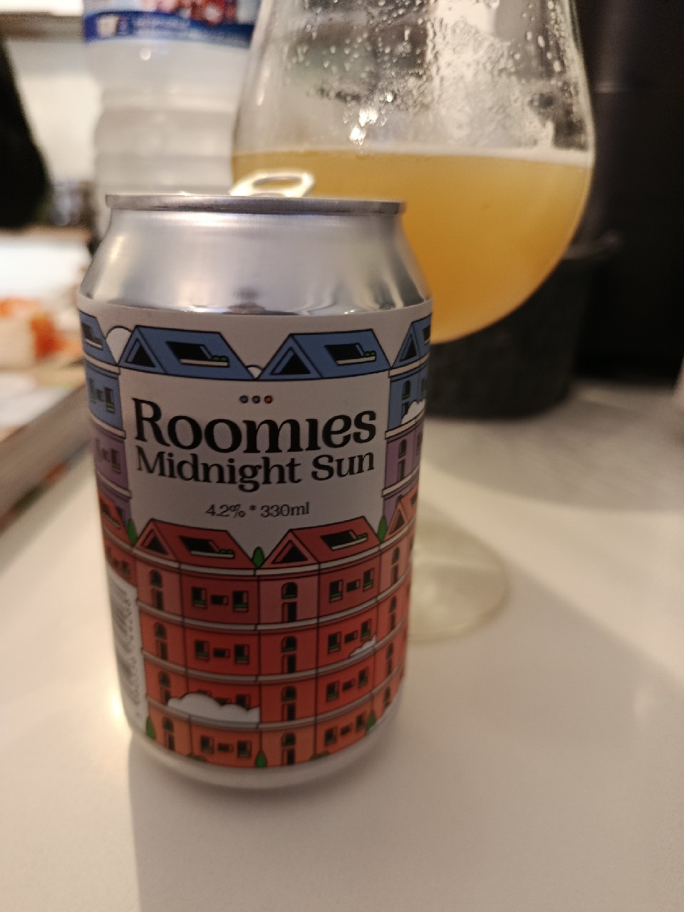 Midnight Sun, Roomies