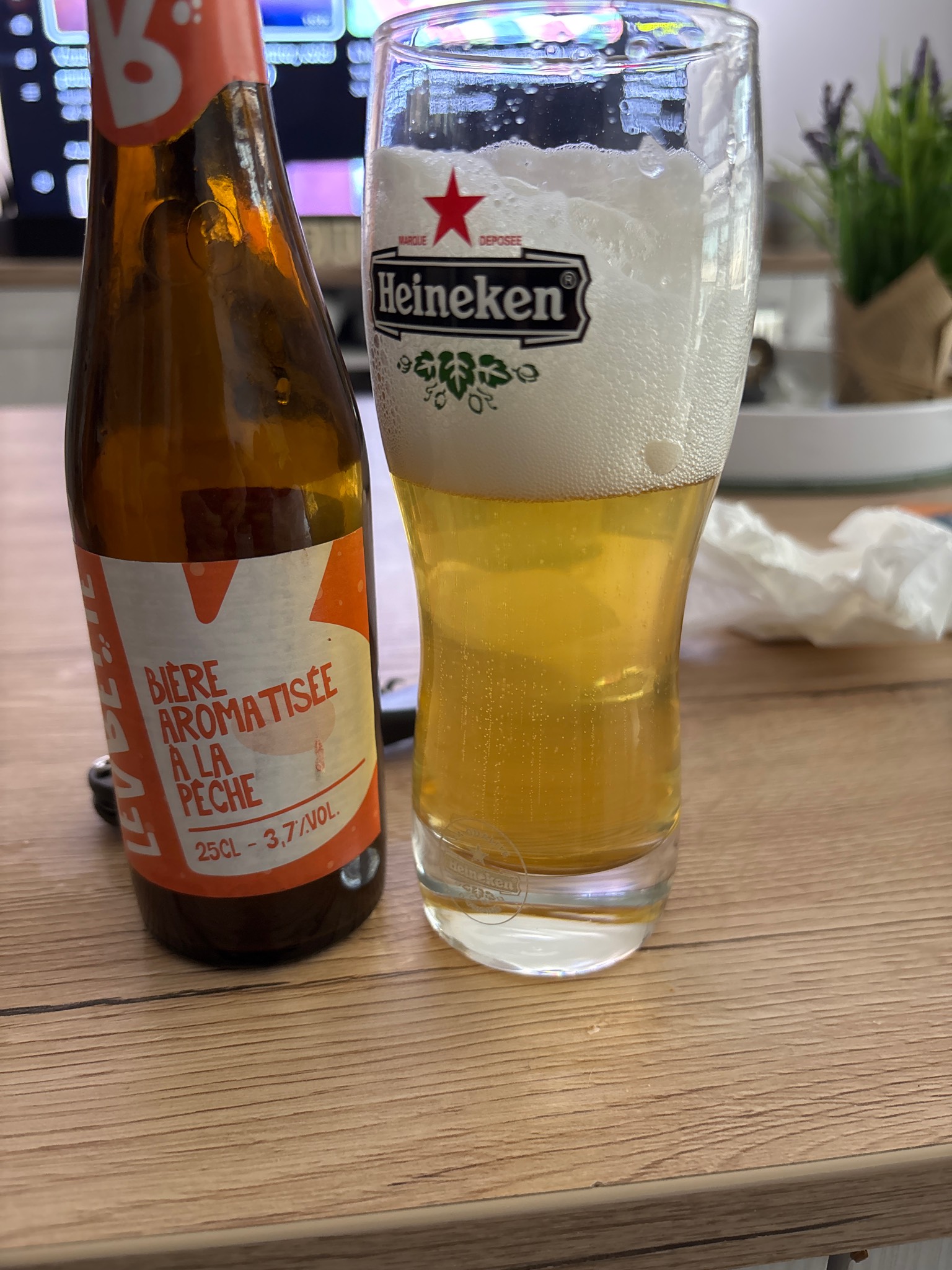 Levrette Pêche, France