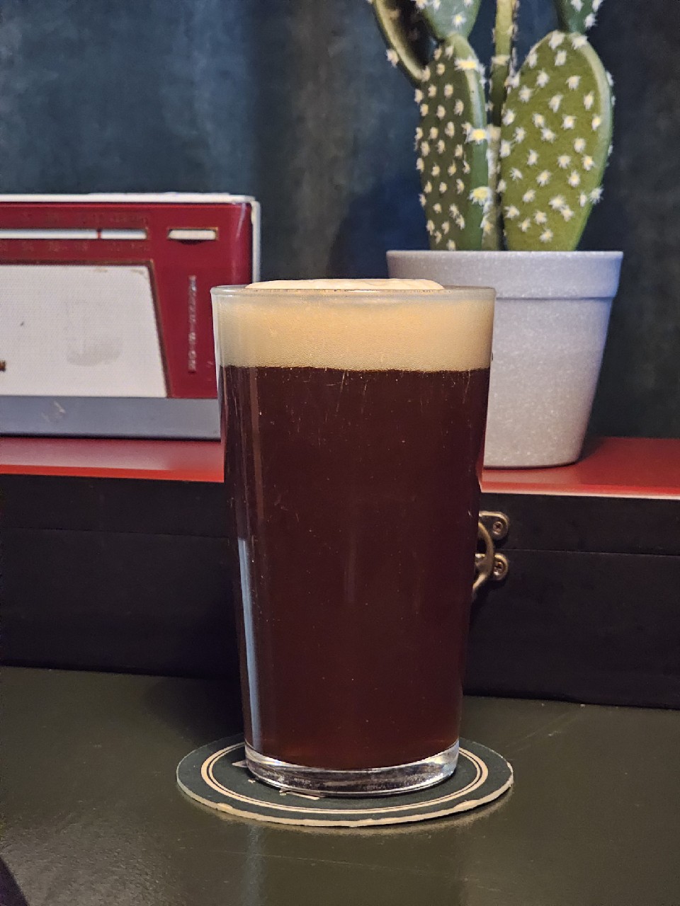 Esityslista, Brew-Pub Gallows Bird