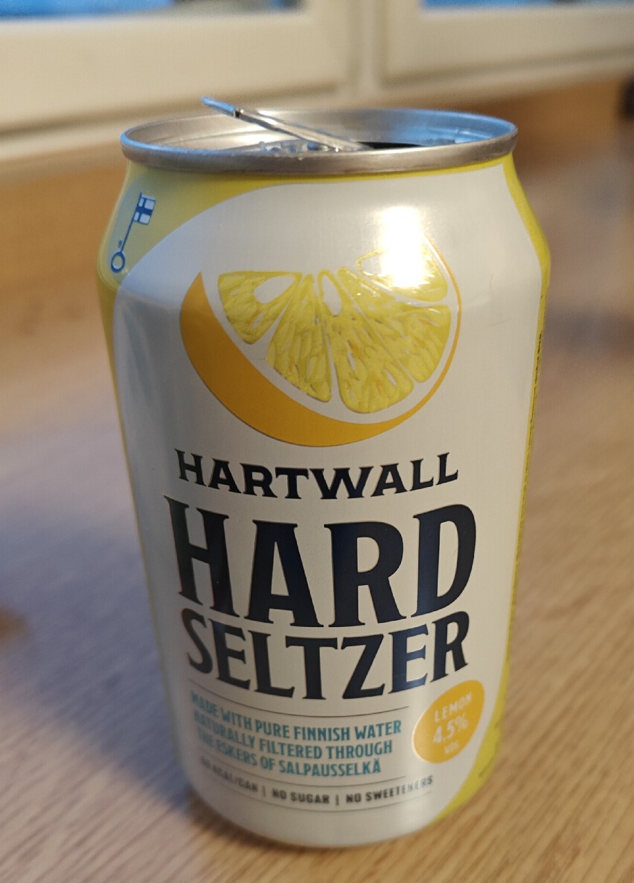 Hard Seltzer Lemon, Finland