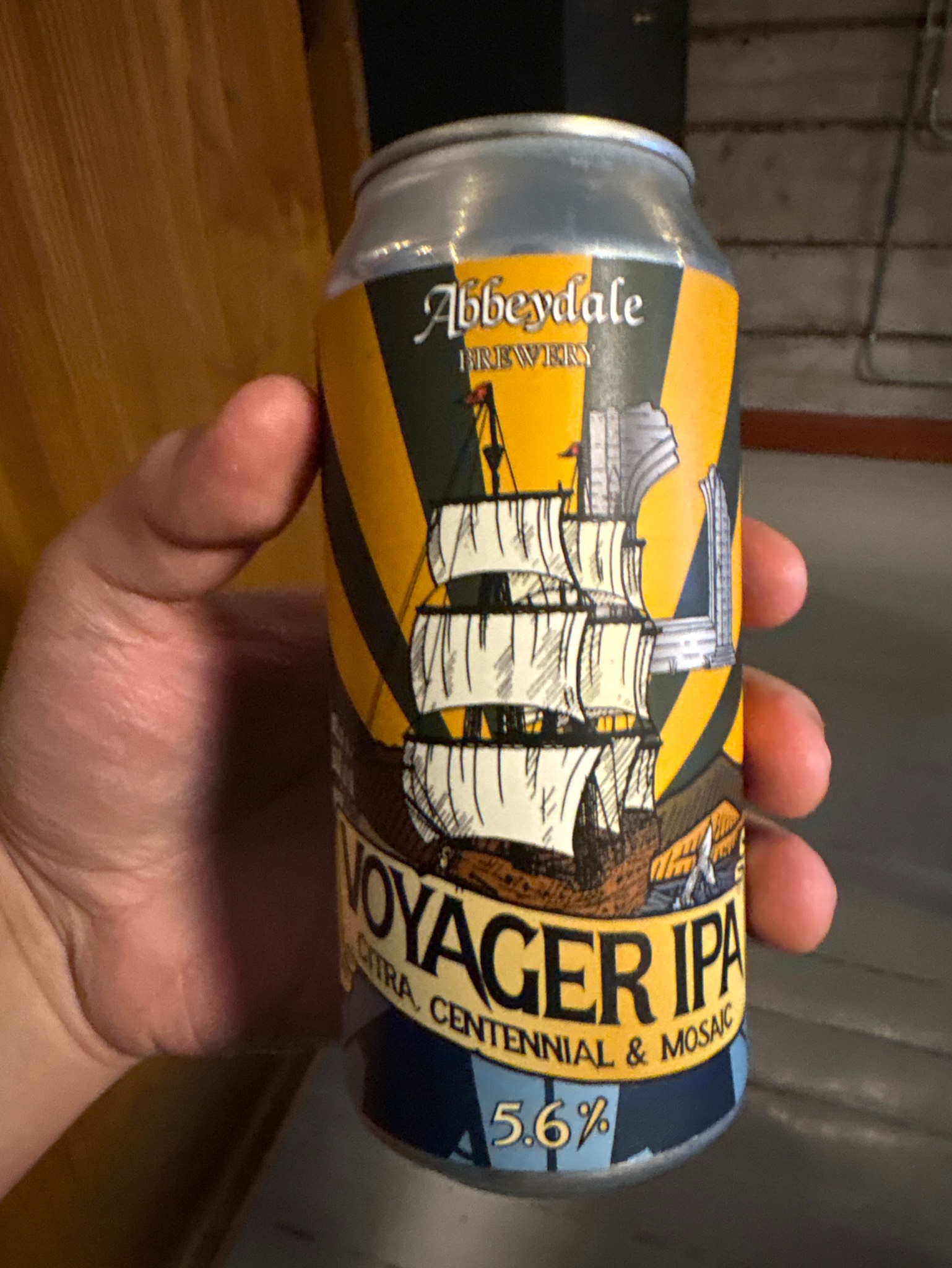 Voyager IPA: Nelson Suavin, Dr.Rudi & Taiheke, Abbeydale Brewery