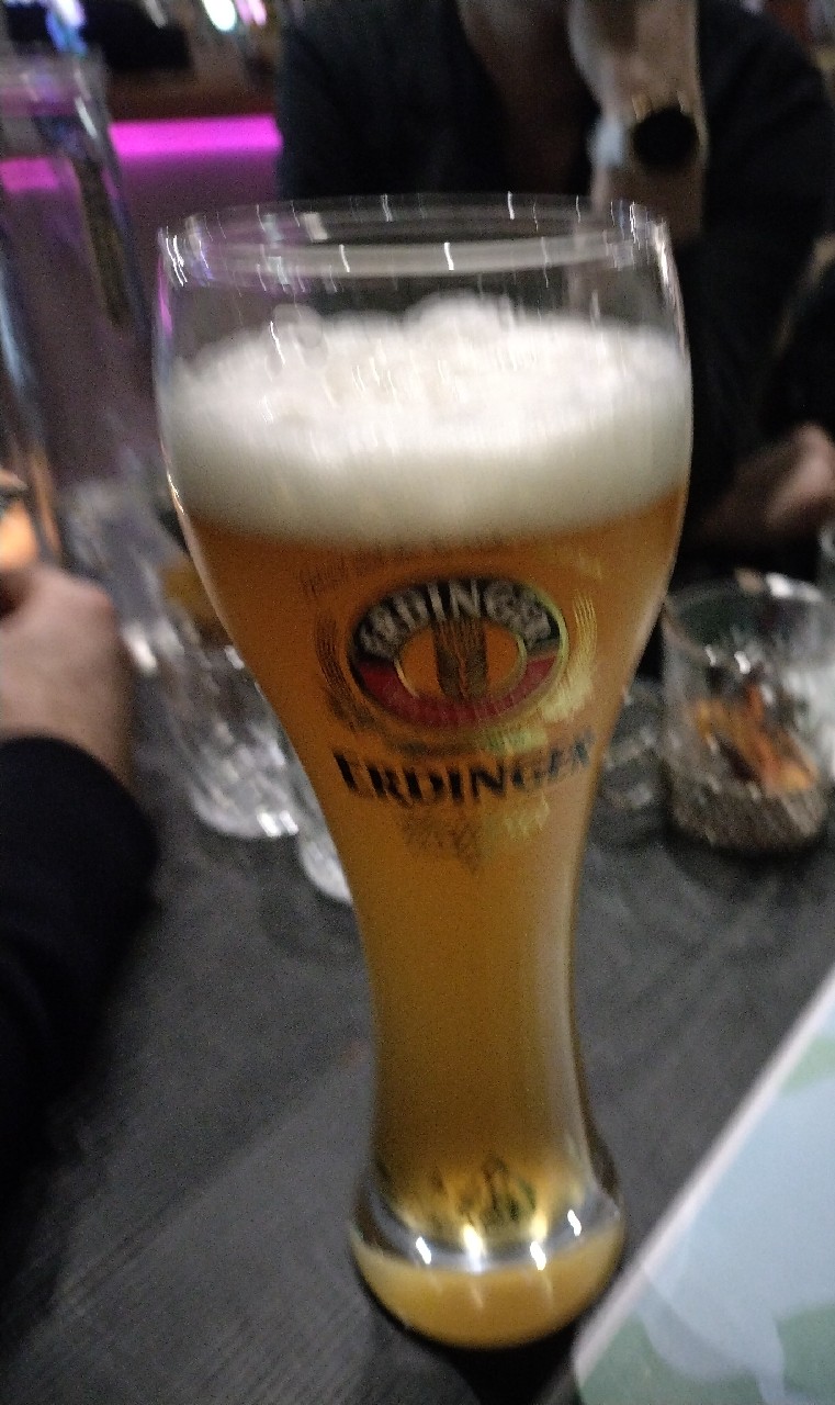 Schöfferhofer Hefeweizen, Schöfferhofer Weizenbier GmbH