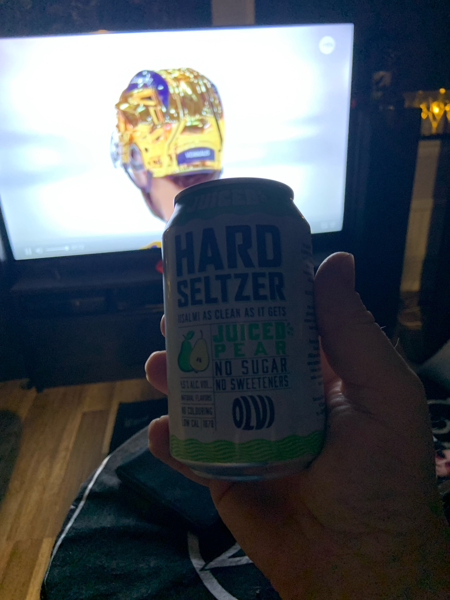 Hard Seltzer Juiced Pear, Finland