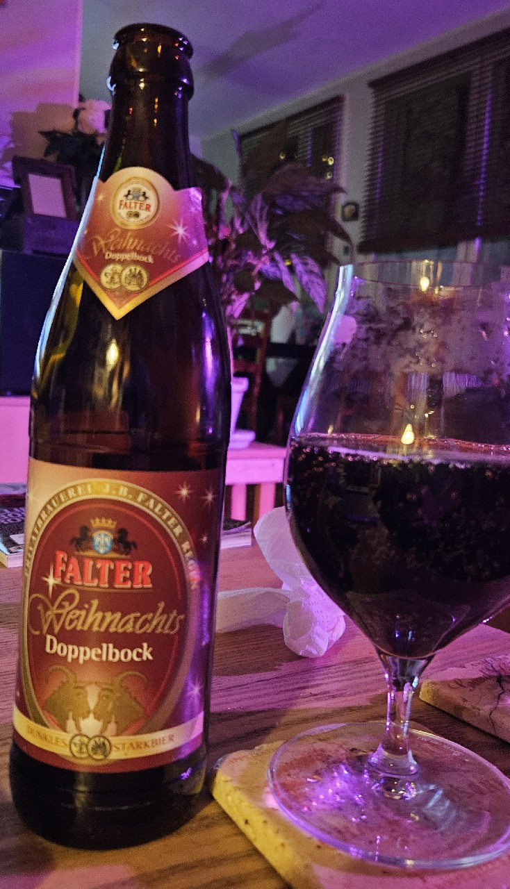 Falter Weihnachts Doppelbock, Privatbrauerei J.B. Falter Regen KG