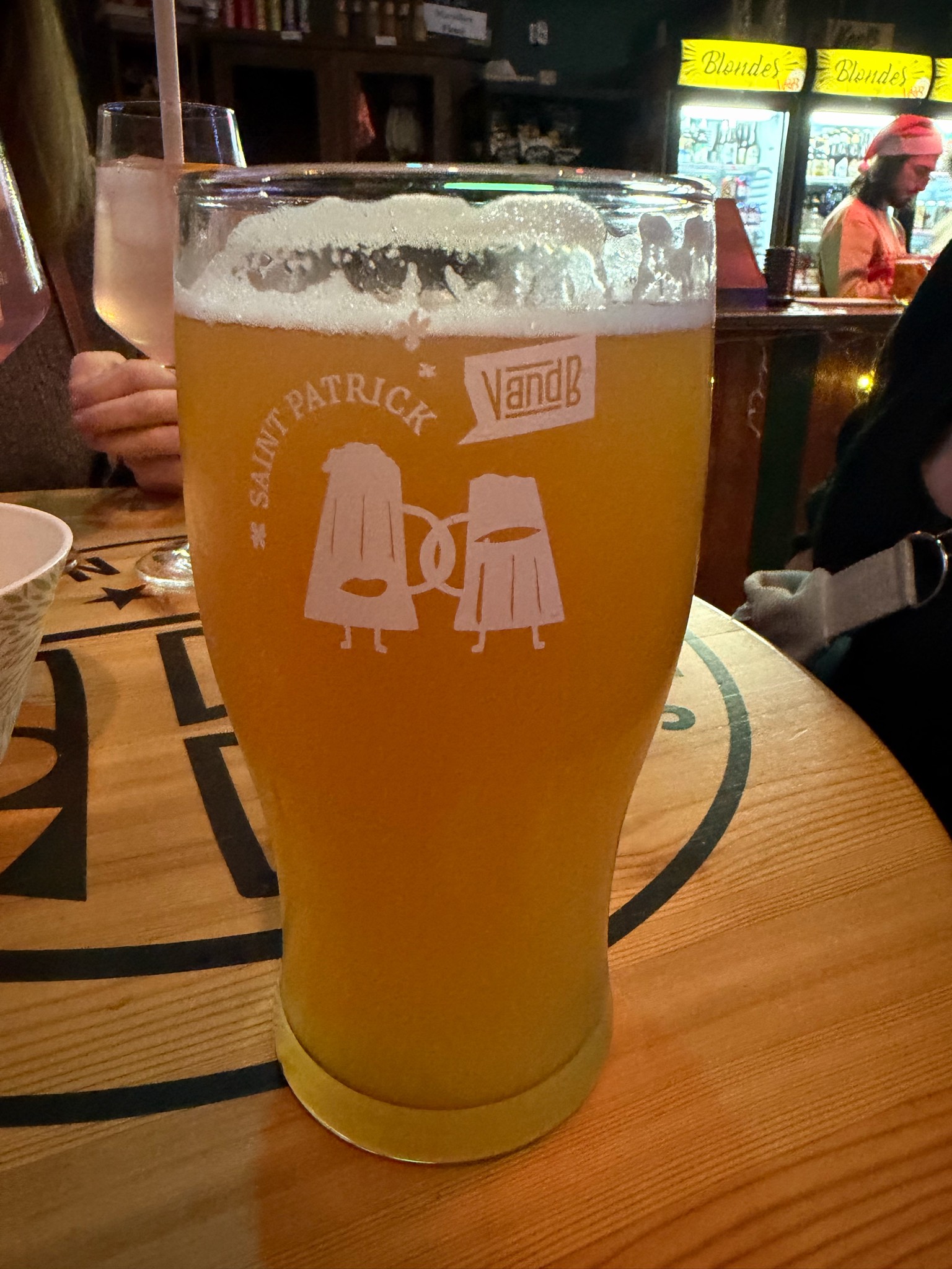 Le culte du V8, Brasserie Sainte Cru