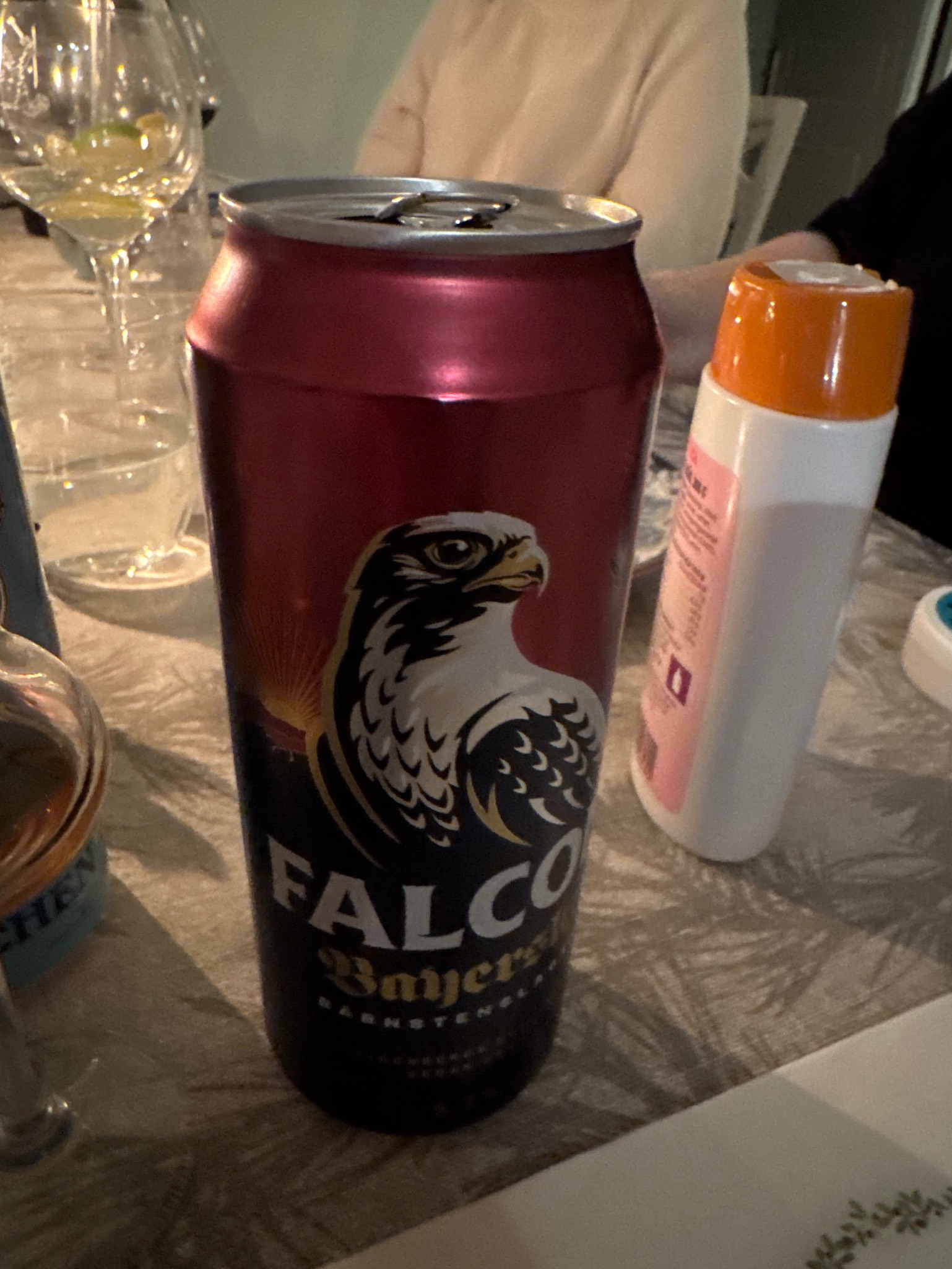 Falcon Bayerskt 5.2%, Carlsberg Sverige