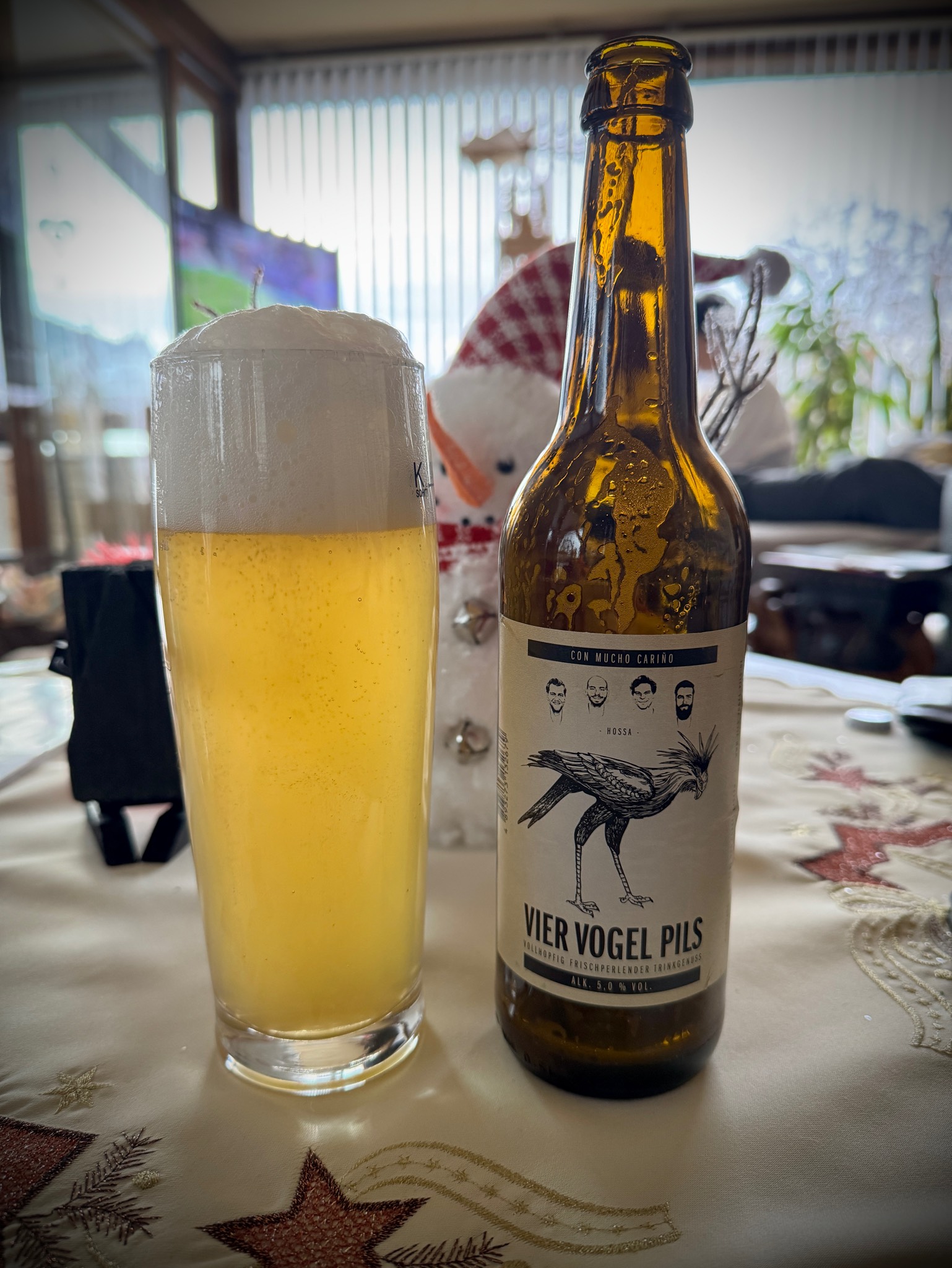 Vier Vogel Pils, Con Mucho Cariño