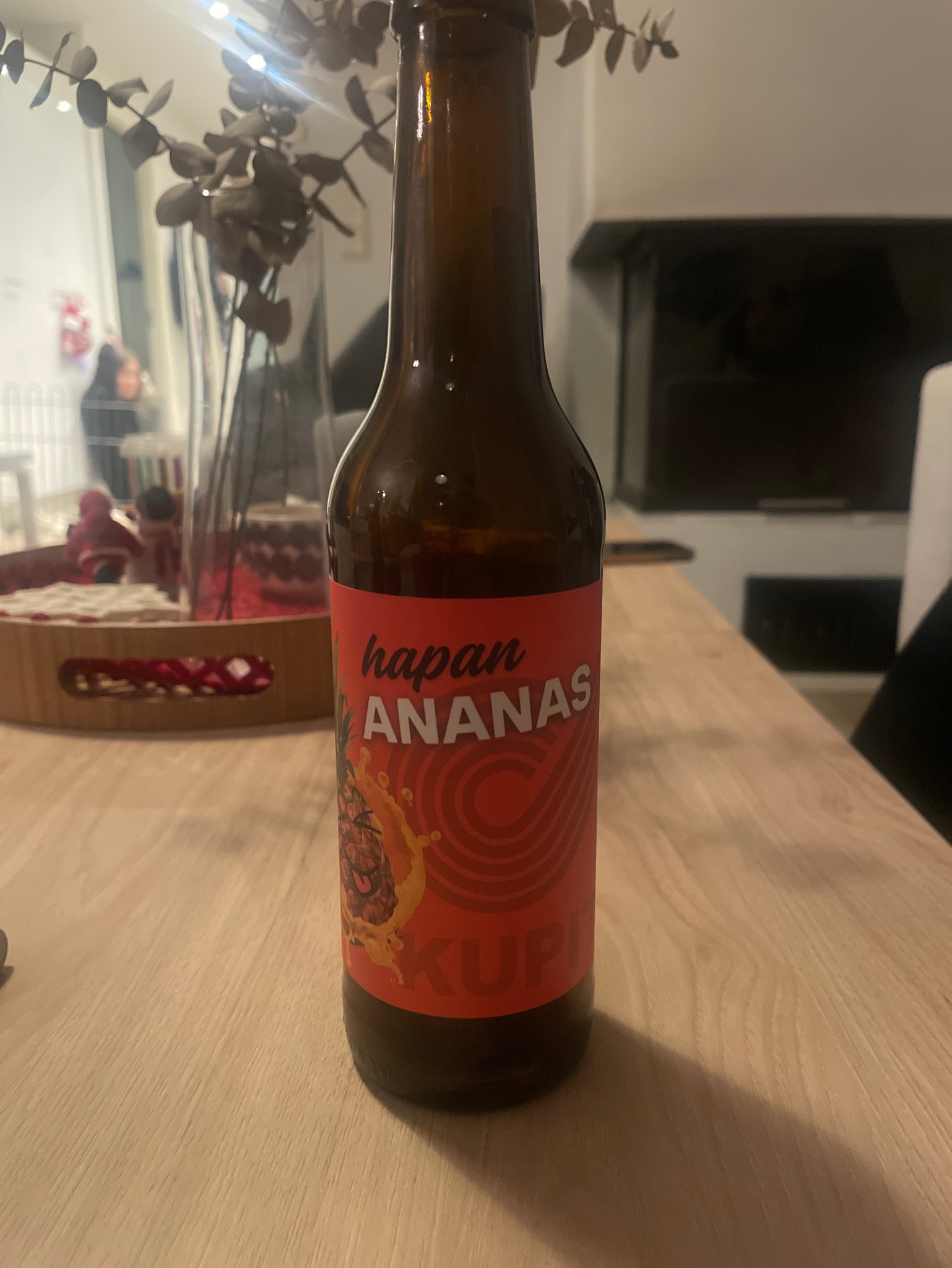 Hapan ananas Kupit, Finland