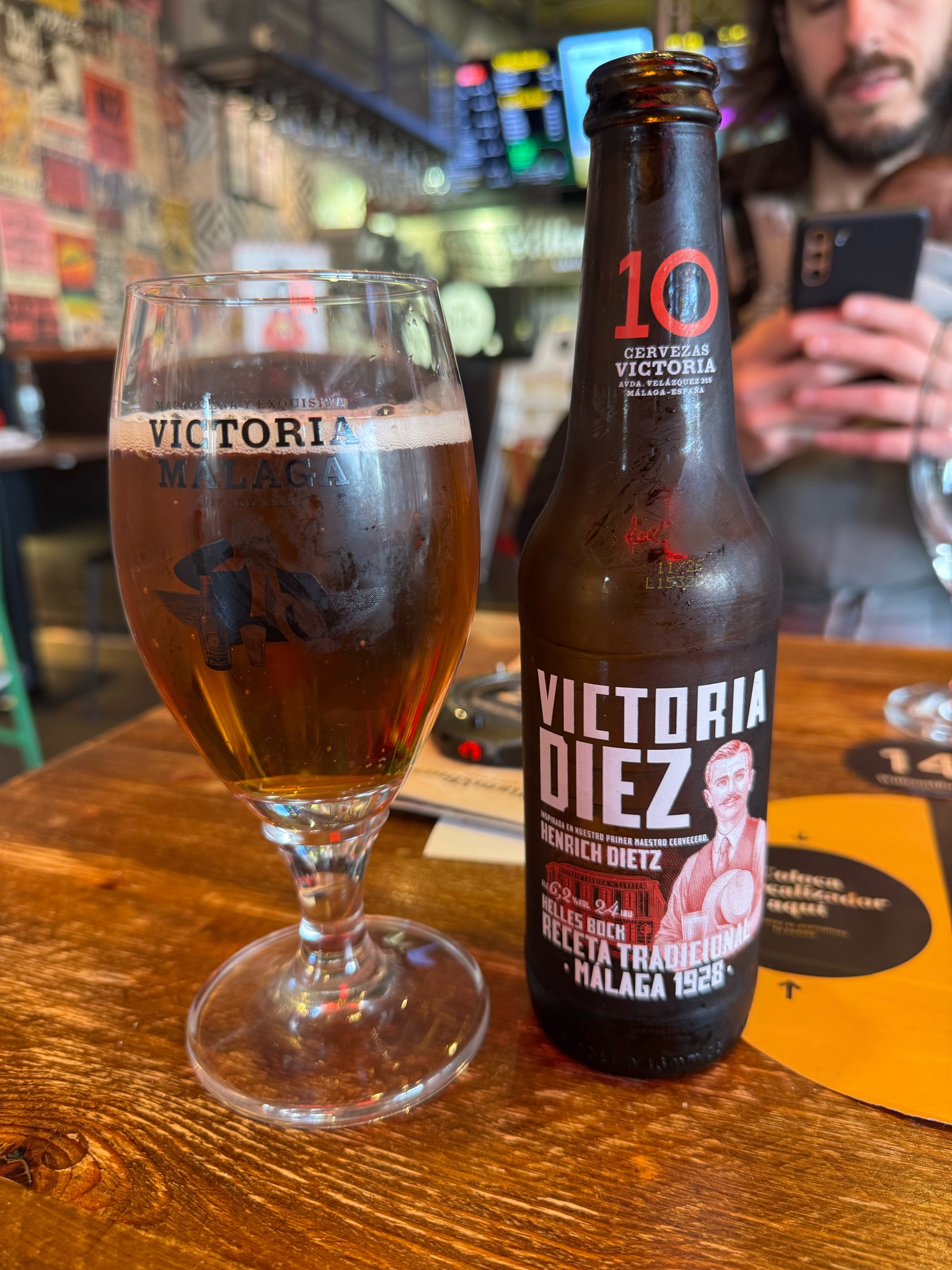 Victoria Diez, Cervezas Victoria 1928 (Damm)