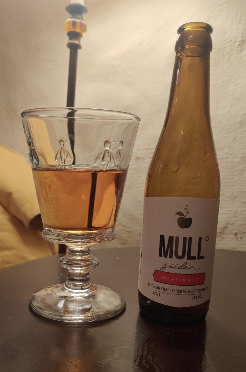 Õunasiider Maasikaga, OÜ City Cider (MULL° DRINKS)