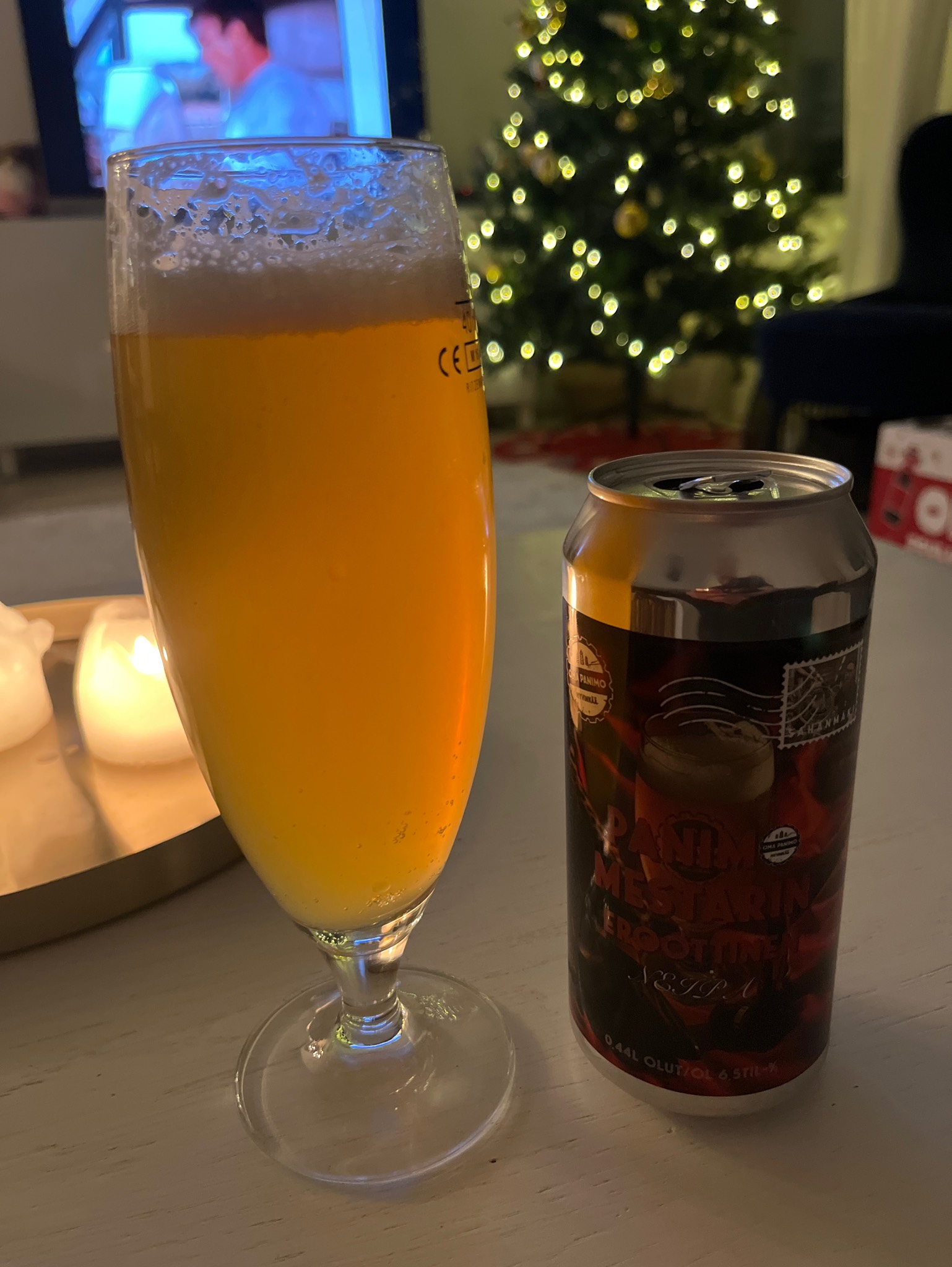 Panimomestarin Eroottinen NEIPA, Hyvinkään Oma Panimo