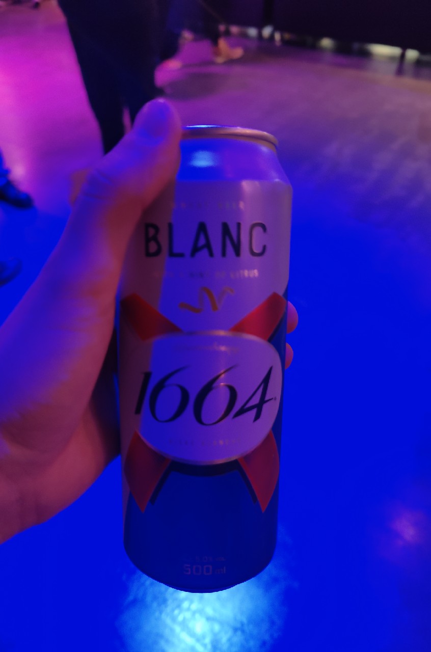 1664 Blanc, Kronenbourg (Carlsberg)