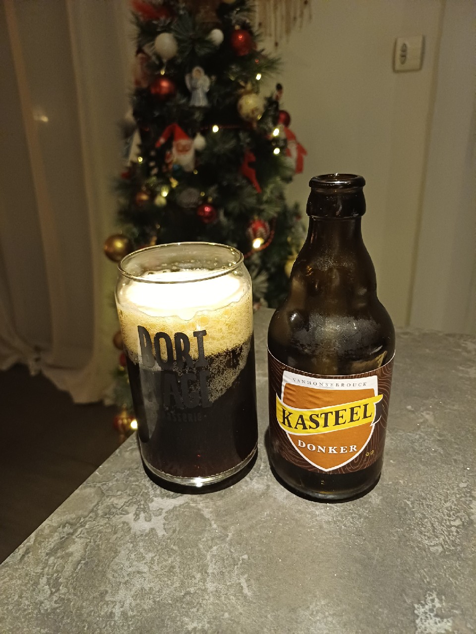 Kasteel Donker, Belgium