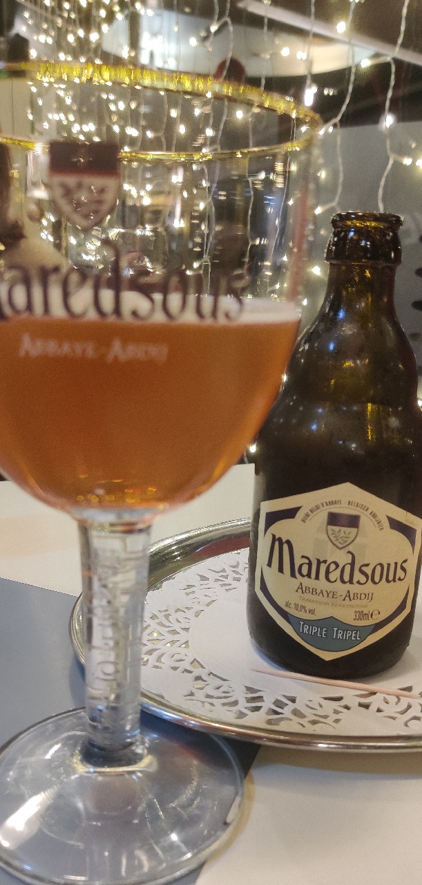 Maredsous 10° Triple, Belgium
