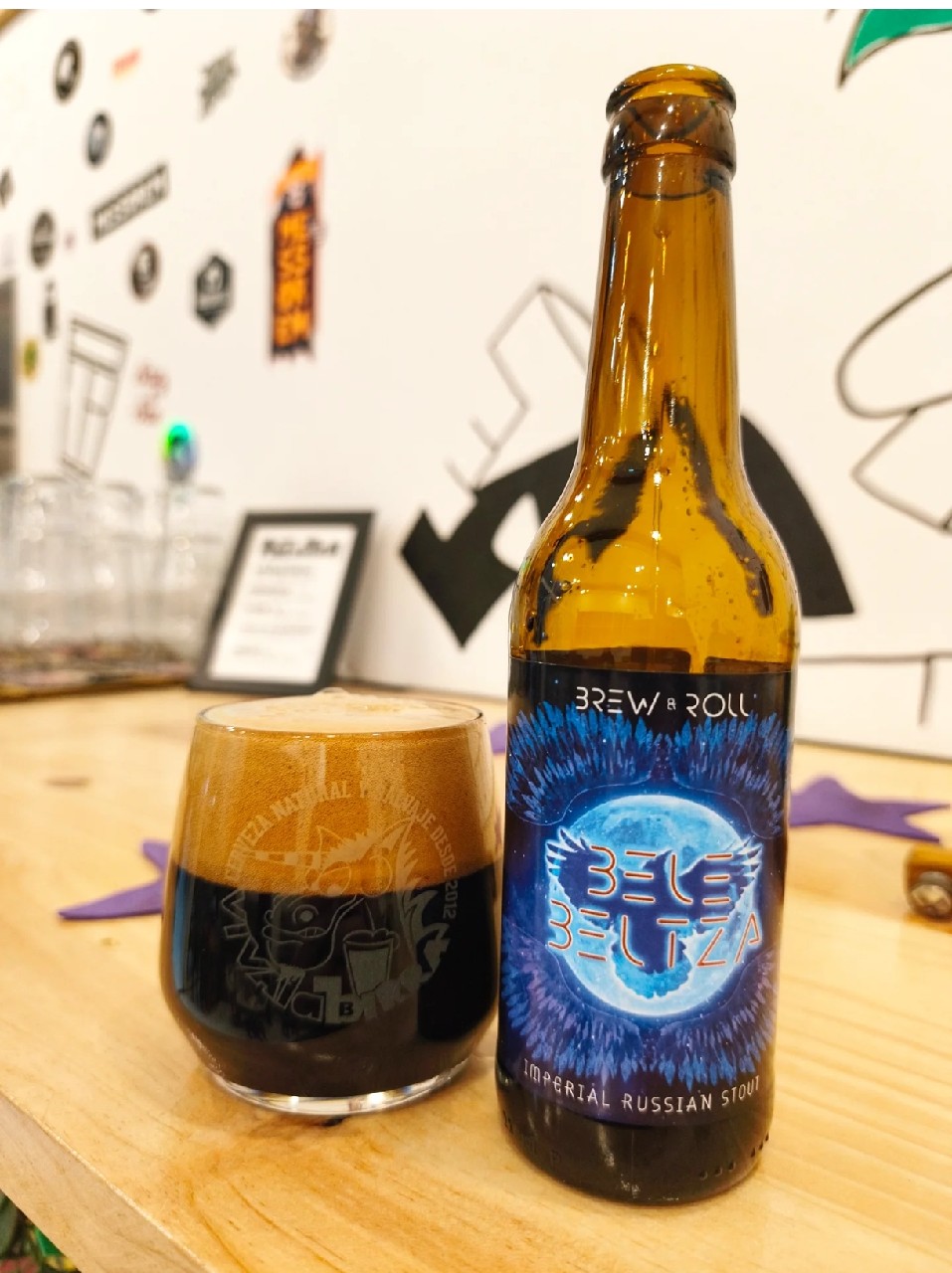 bele beltza, Cervezas Brew & Roll