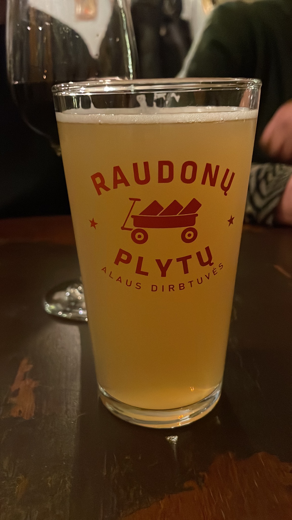 Penki mazgai, Raudonų Plytų Alaus Dirbtuvės (Švyturys)