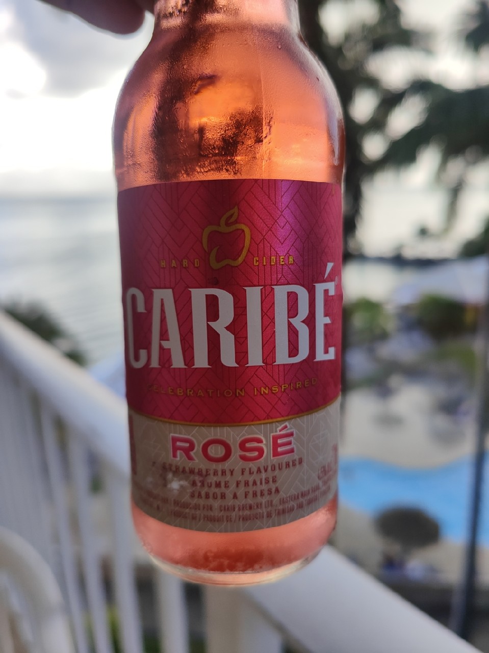 Caribé Strawberry Rosé, Carib Brewery