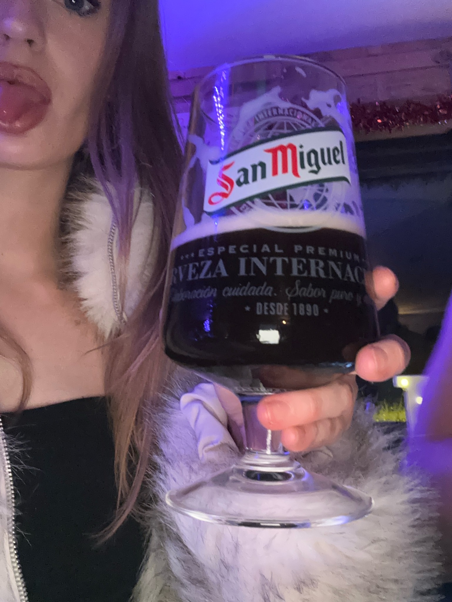 Erdinger Weißbier Dunkel, Germany