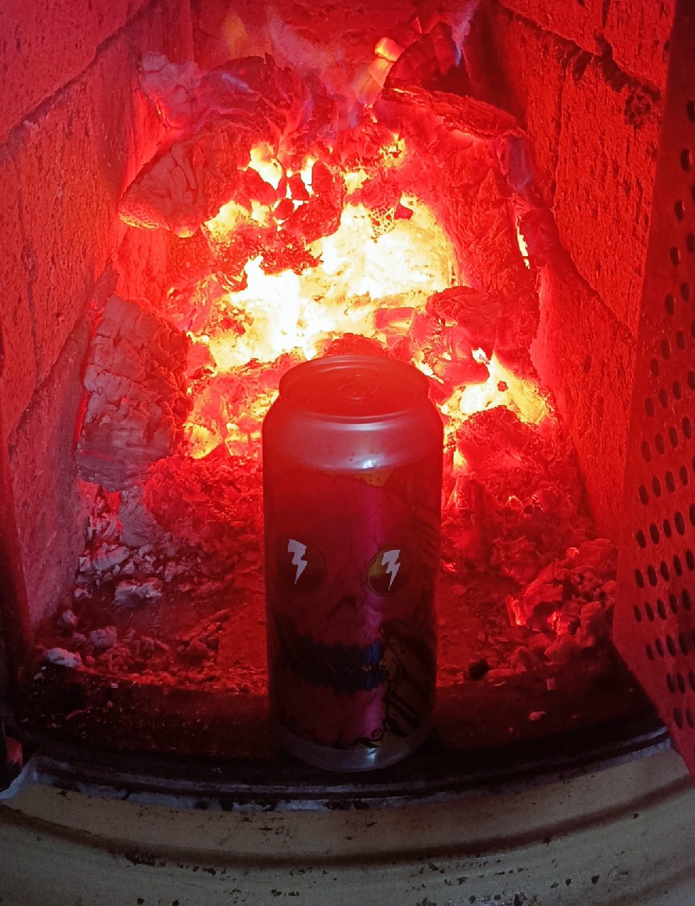 Levanta Muertos, Finland