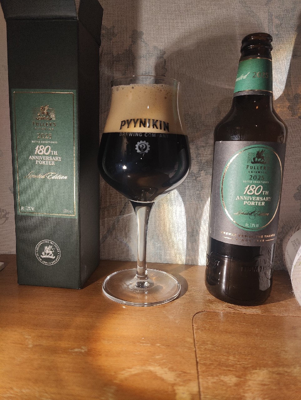 180th Anniversary Porter, Fuller's Griffin Brewery (Asahi Breweries)
