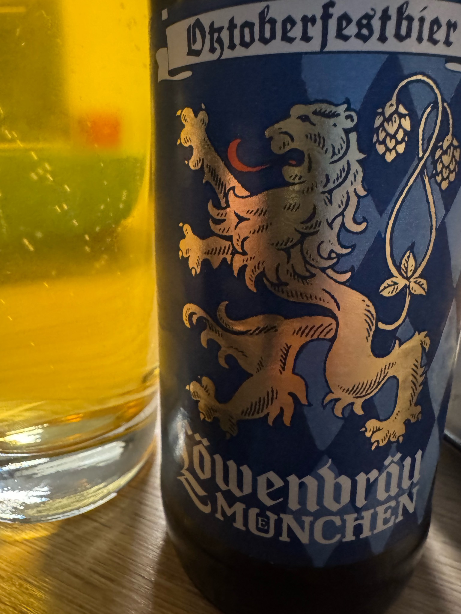 Löwenbräu Oktoberfestbier, Löwenbräu Munich (AB-inBev)