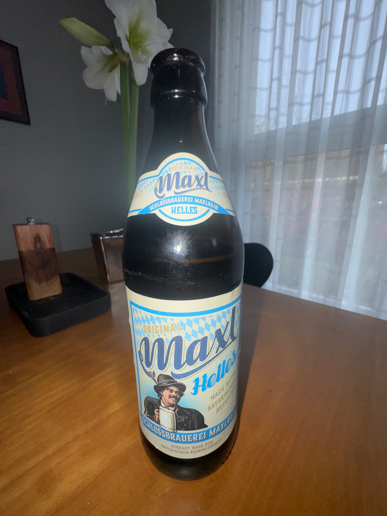 Maxl Helles, Schlossbrauerei Maxlrain