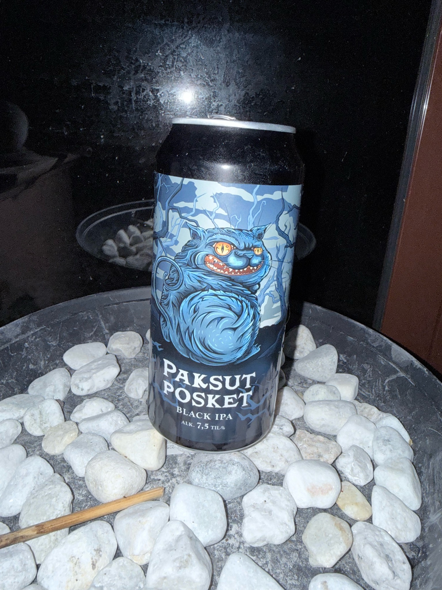 Paksut Posket, Finland