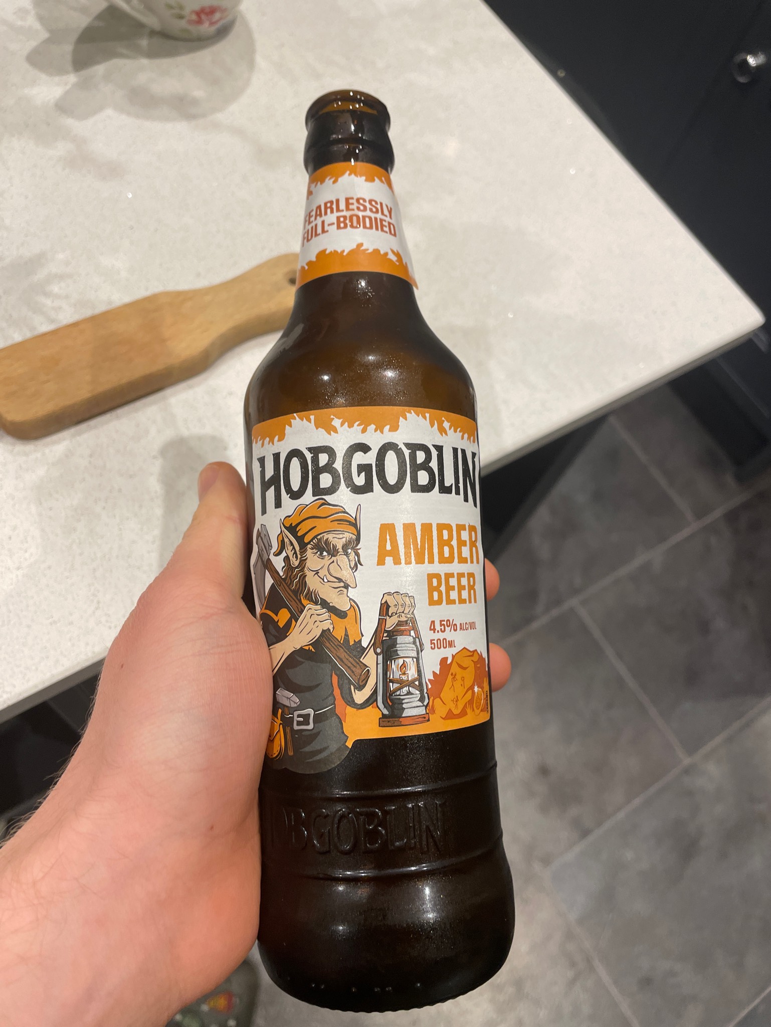 Hobgoblin Amber, Wychwood Brewery (Marston's Brewery)