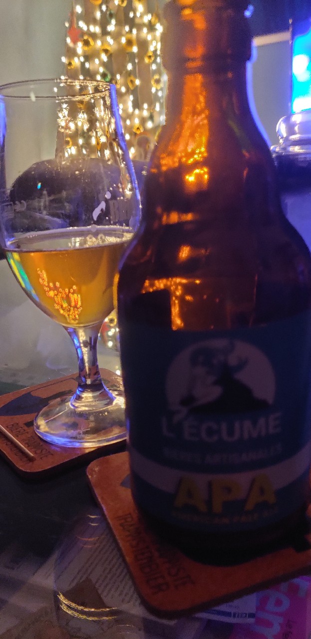 L'Écume APA, L'Écume Des Falaises