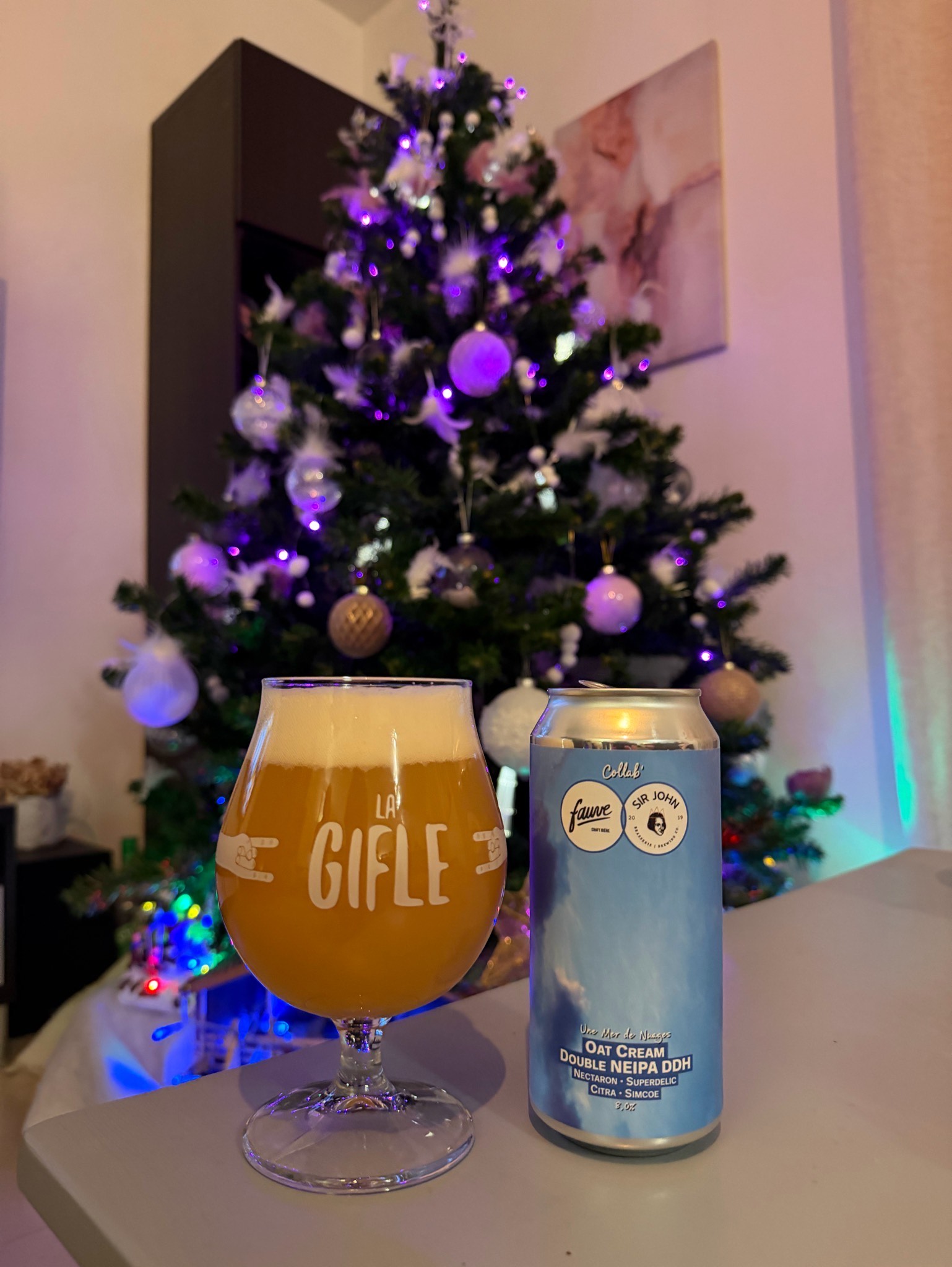 Une Mer de Nuages, Fauve