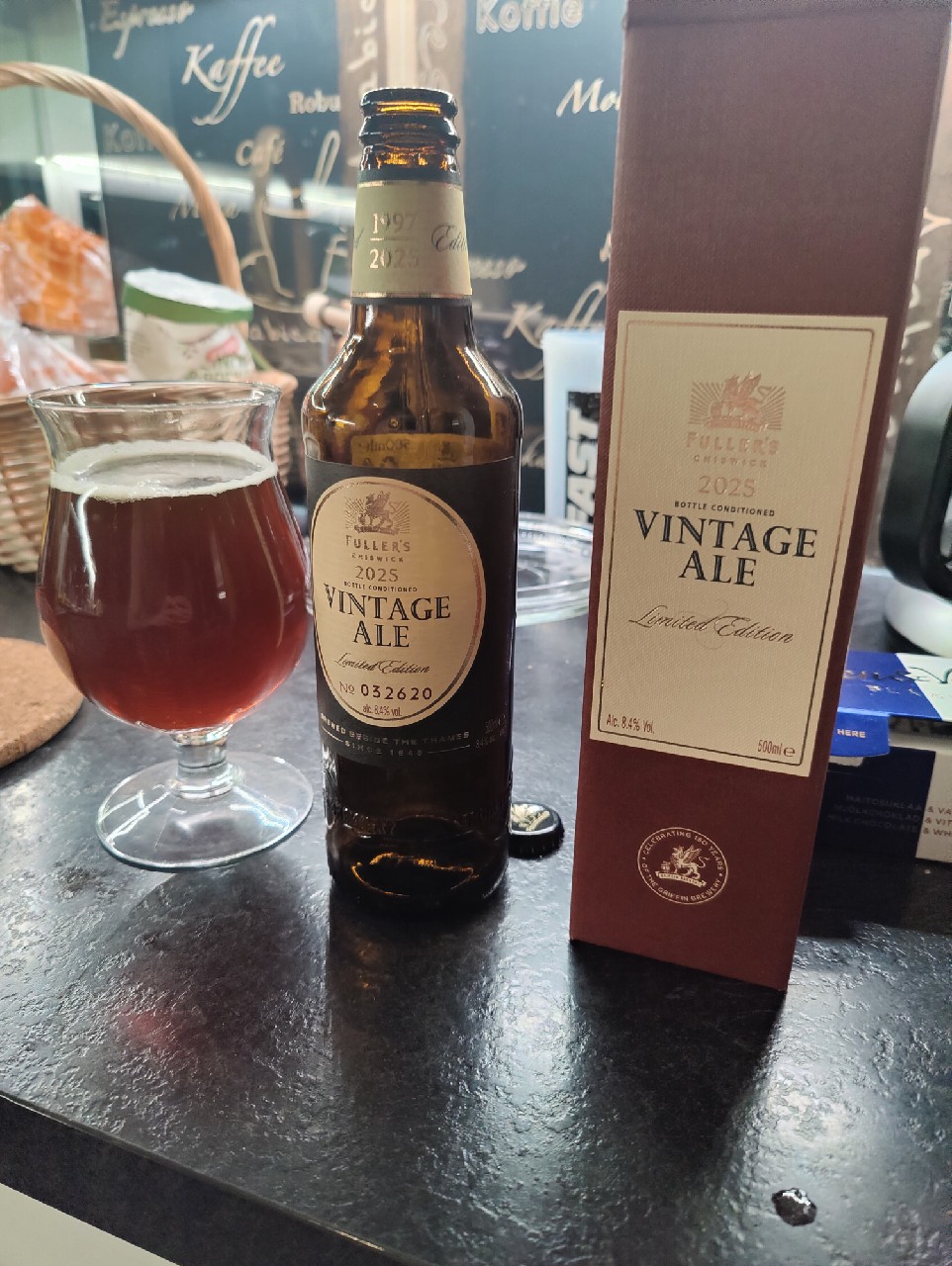 Vintage Ale (2025), Fuller's Griffin Brewery (Asahi Breweries)