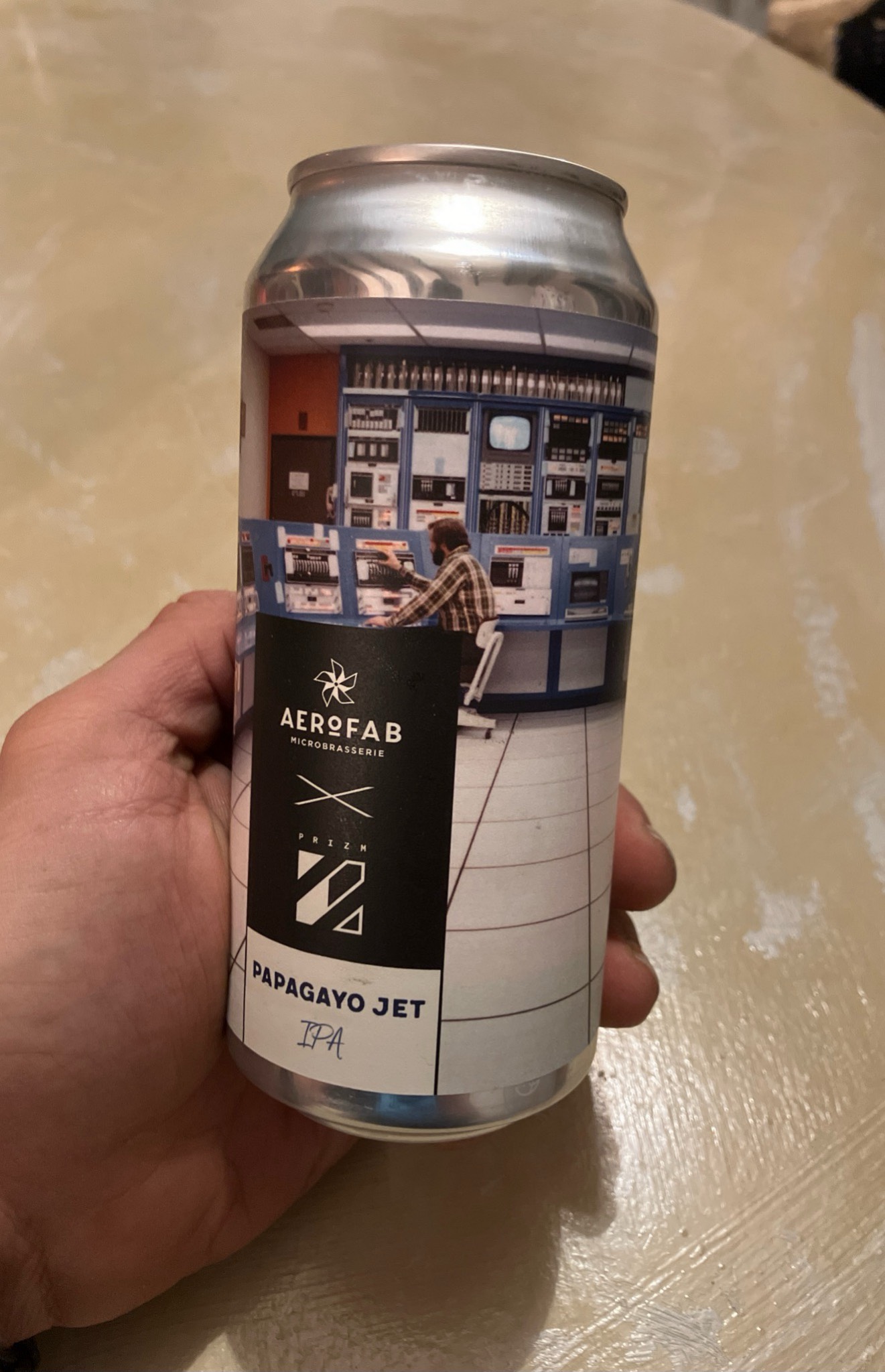 Papagayo Jet, France