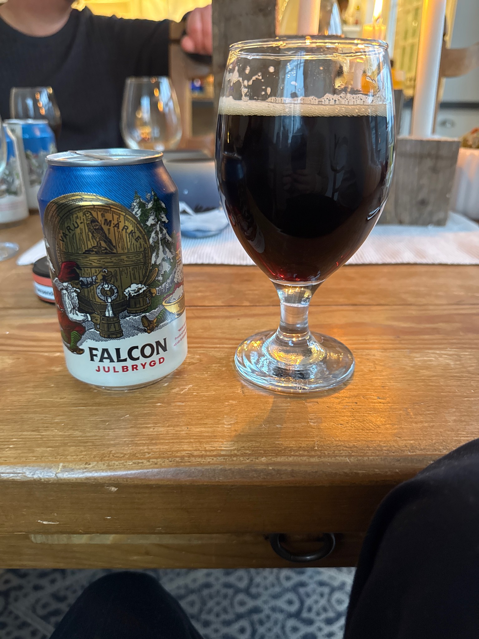 Falcon Julbrygd 5.2%, Sweden