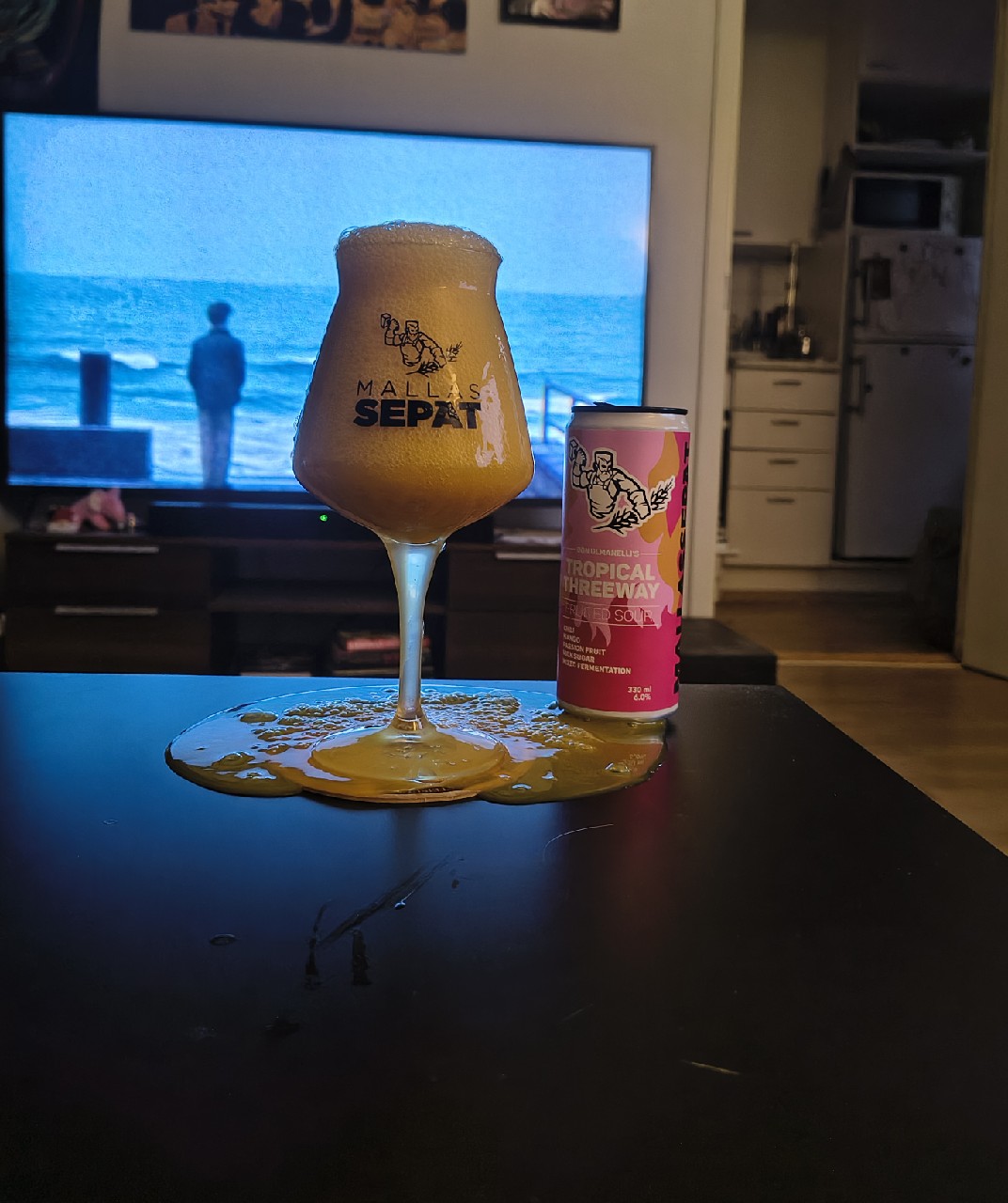 Don Ulmanelli's Tropical Threeway, Mallassepät