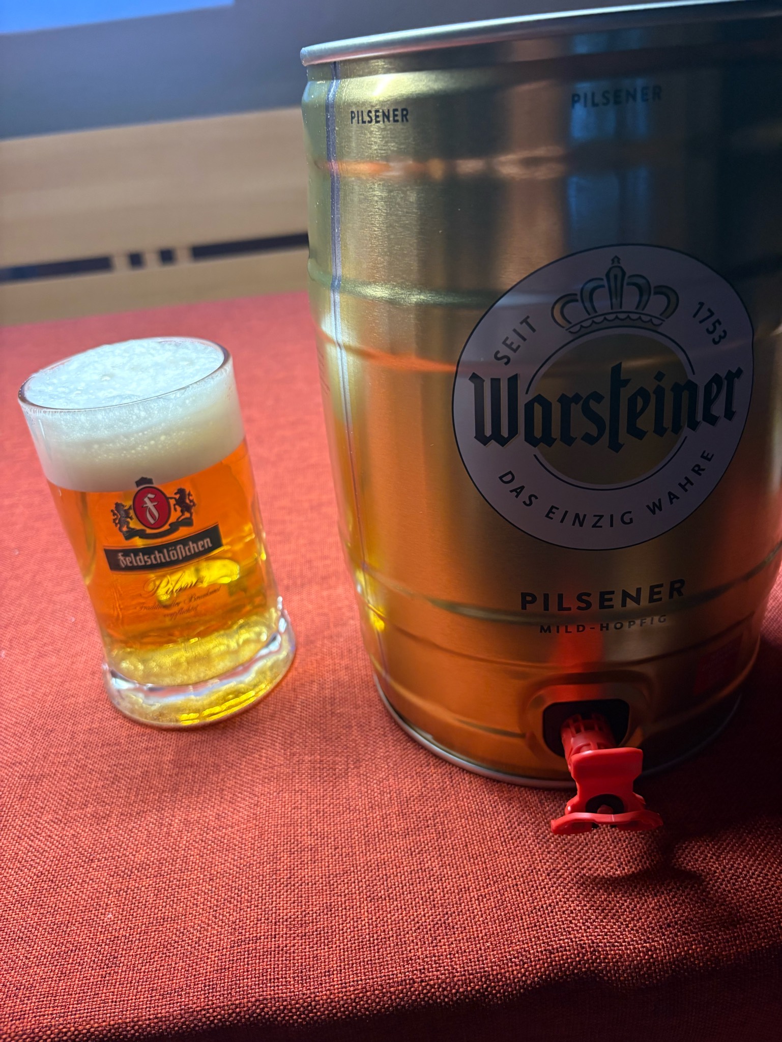 Warsteiner Pilsener / Premium Beer, Warsteiner Brauerei