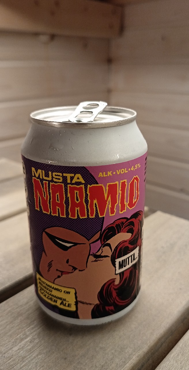 Mustanaamio, Finland