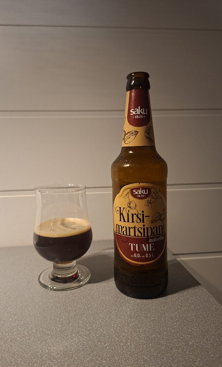 Kirsi-Martsipani Tume, Estonia