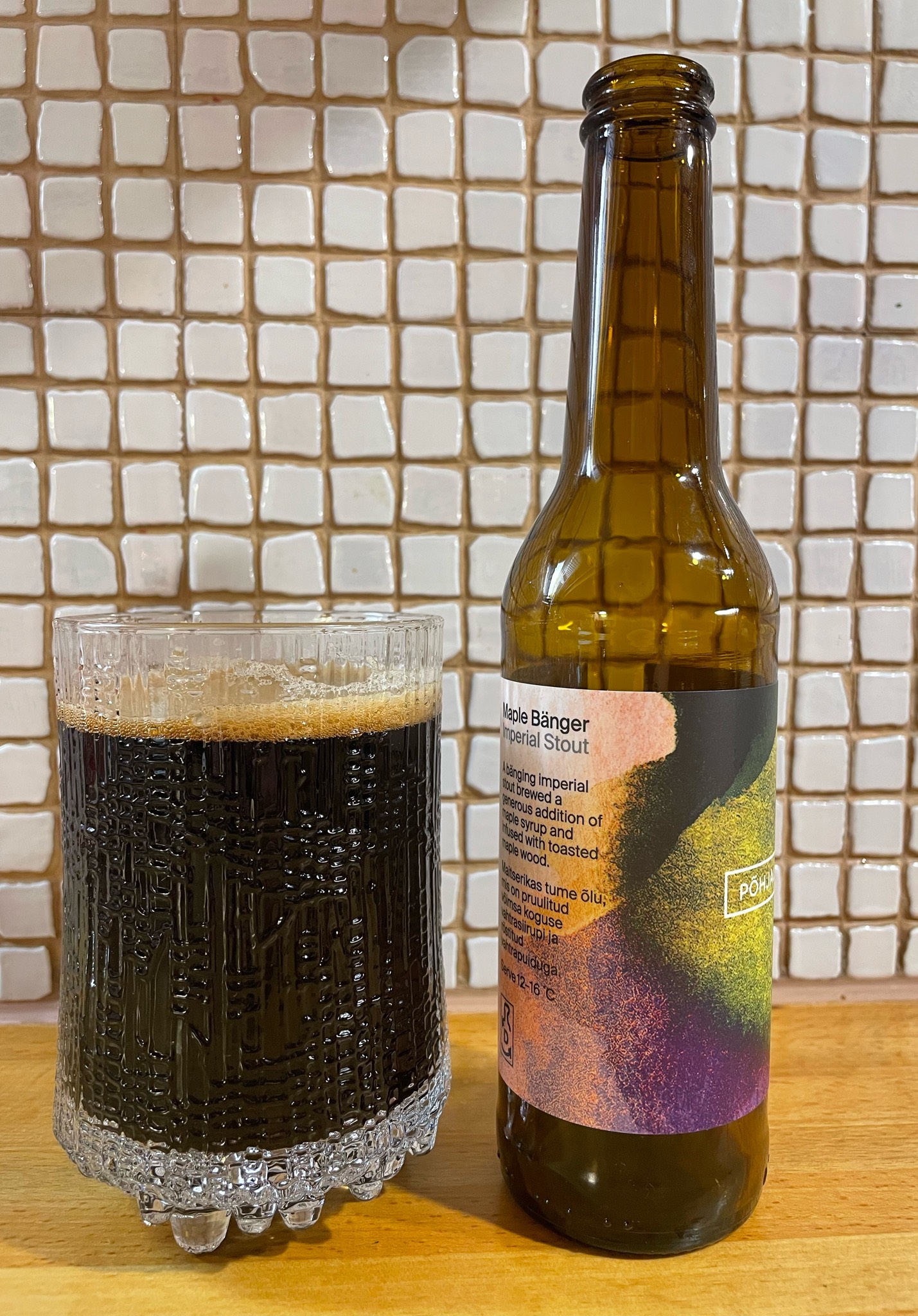 Maple Bänger, Estonia